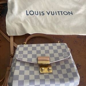 Louis Vuitton purse